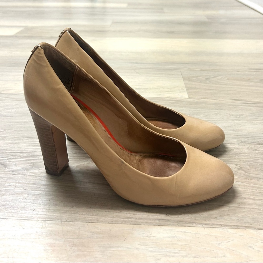 Coach Pumps Tan Patent Leather Classic Slip On Women Sz 9.5B Office Work Heels - Picture 9 of 12